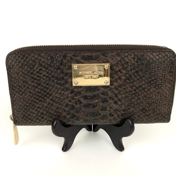 Michael Kors Snake Skin Embossed Wallet - Picture 1 of 10